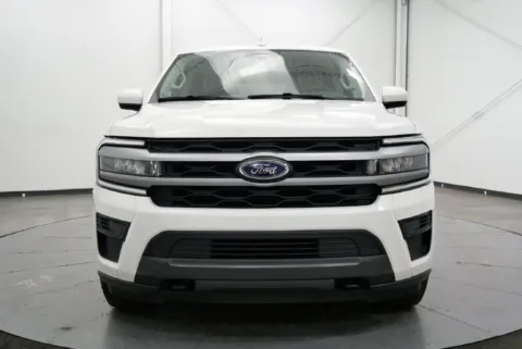 Another view of 2022 Ford Expedition XLT for sale in Chillicothe, OH at Chillicothe Truck