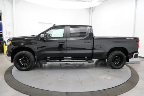 More photos of 2024 Chevrolet Silverado 1500 LT at Chillicothe Truck, OH