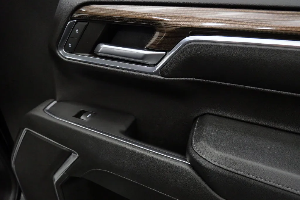 2024 Chevrolet Silverado 1500 LT - Photo 17