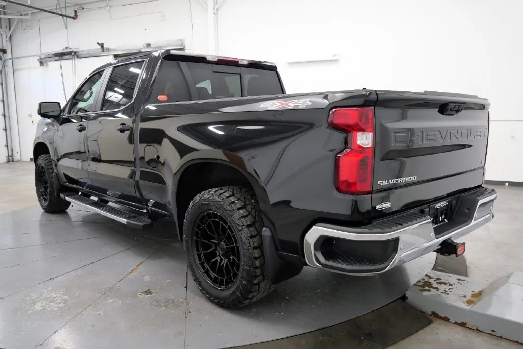 2024 Chevrolet Silverado 1500 LT - Photo 6
