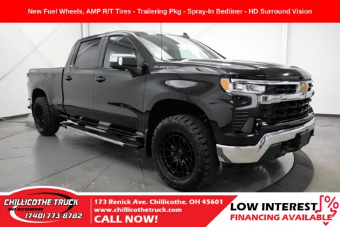 Black 2024 Chevrolet Silverado 1500 LT for sale in Chillicothe, OH