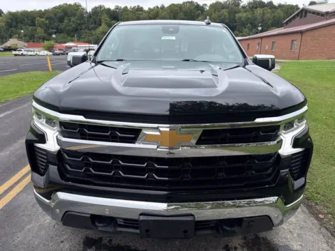 Photos of 2024 Chevrolet Silverado 1500 LT for sale in Chillicothe, OH at Chillicothe Truck