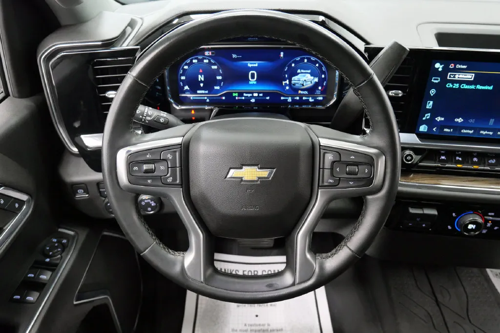 2024 Chevrolet Silverado 1500 LT - Photo 22