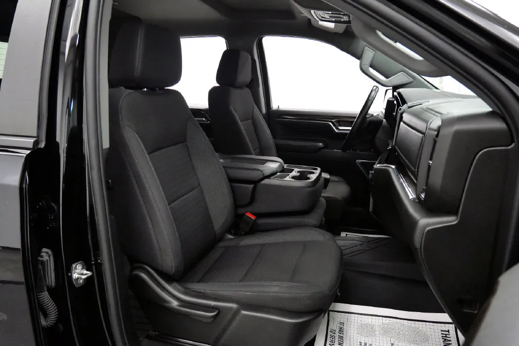 2024 Chevrolet Silverado 1500 LT - Photo 15