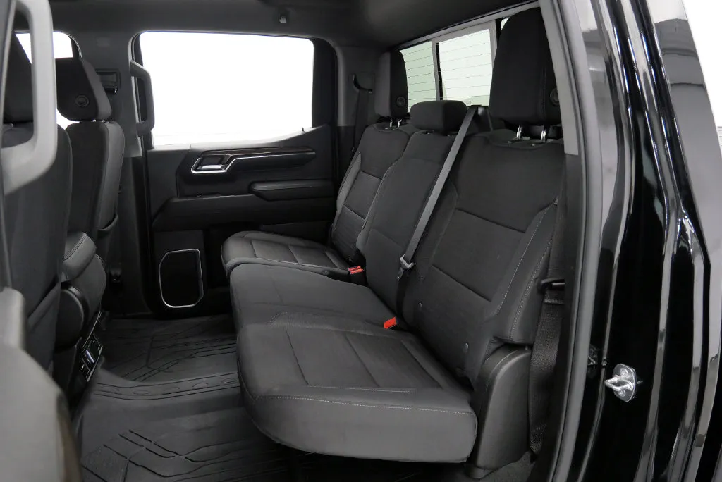 2024 Chevrolet Silverado 1500 LT - Photo 19