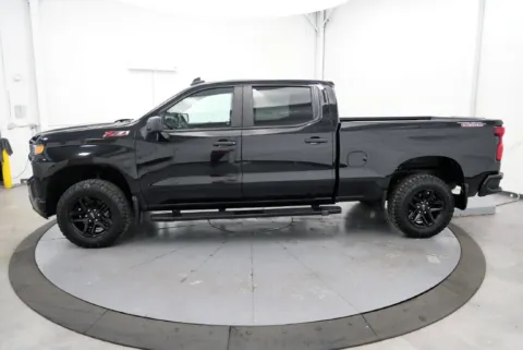 More photos of 2022 Chevrolet Silverado 1500 LTD Custom Trail Boss at Chillicothe Truck, OH