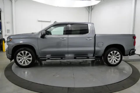 More photos of 2021 Chevrolet Silverado 1500 High Country at Chillicothe Truck, OH