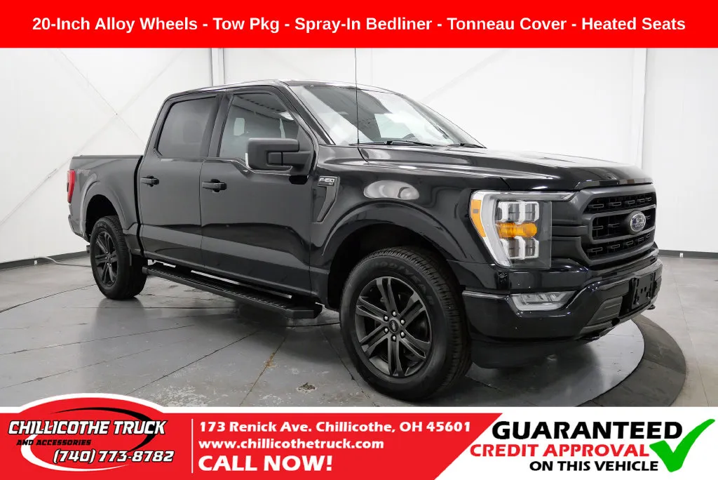 Black 2021 Ford F-150 XLT for sale in Chillicothe, OH