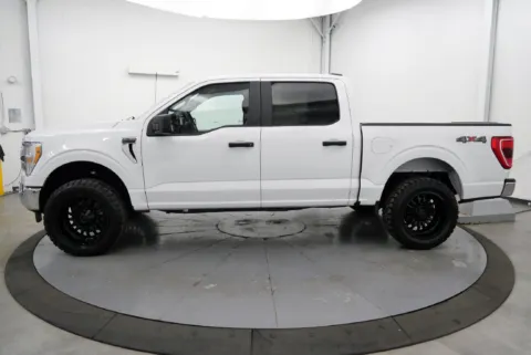 More photos of 2022 Ford F-150 XLT at Chillicothe Truck, OH