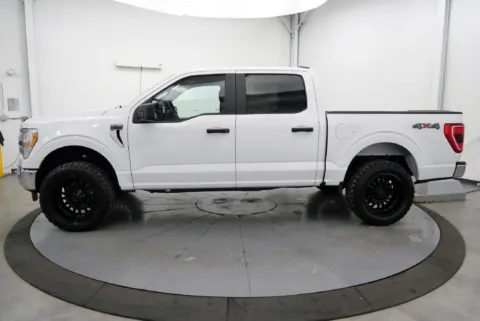 More photos of 2022 Ford F-150 XLT at Chillicothe Truck, OH
