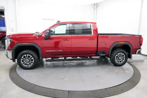More photos of 2024 GMC Sierra 2500 HD SLE at Chillicothe Truck, OH