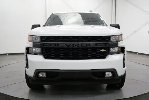 Another view of 2019 Chevrolet Silverado 1500 WT for sale in Chillicothe, OH at Chillicothe Truck