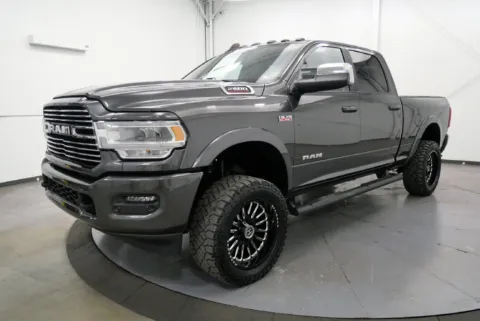 More photos of 2022 Ram 2500 Laramie at Chillicothe Truck, OH