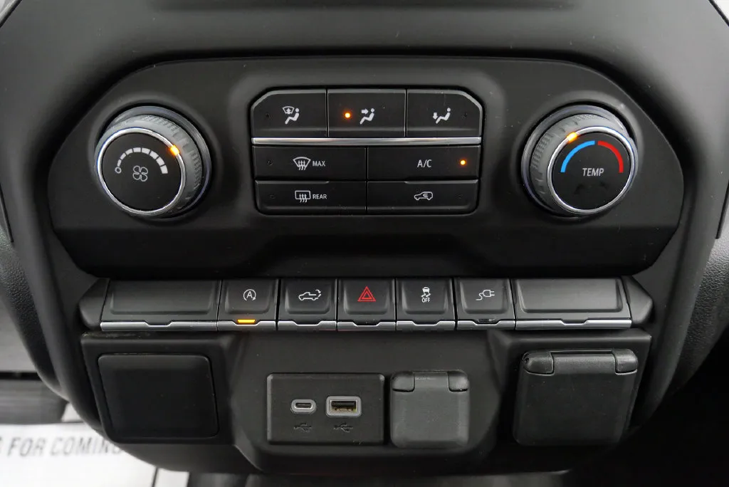 2022 Chevrolet Silverado 1500 Limited Custom - Photo 28