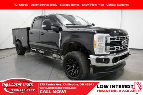 Black 2023 Ford F-350SD XLT for sale in Chillicothe, OH