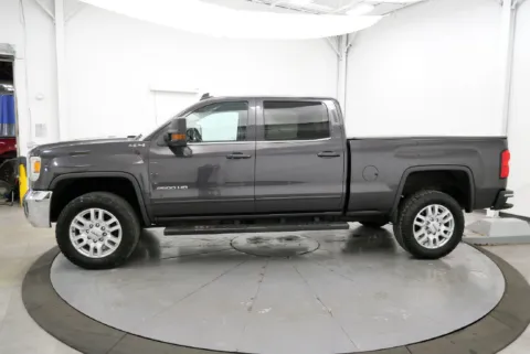 More photos of 2016 GMC Sierra 2500 HD SLE at Chillicothe Truck, OH