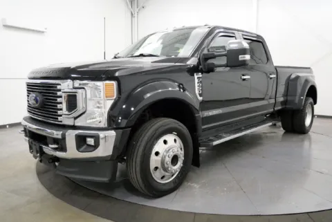 More photos of 2022 Ford F-450SD XLT at Chillicothe Truck, OH