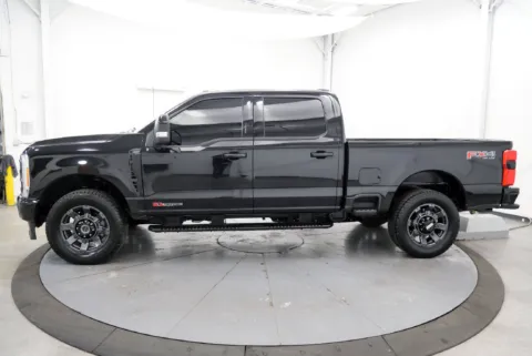 More photos of 2023 Ford F-250SD Lariat at Chillicothe Truck, OH