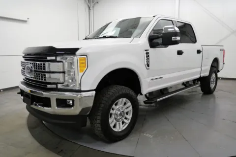 More photos of 2017 Ford F-250SD XLT at Chillicothe Truck, OH