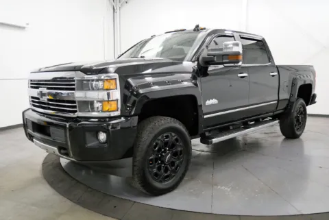 More photos of 2016 Chevrolet Silverado 3500 HD High Country at Chillicothe Truck, OH
