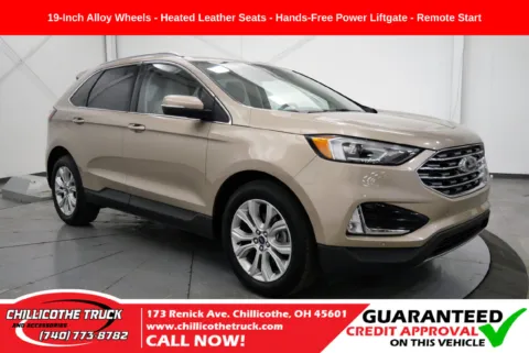 Gold 2020 Ford Edge Titanium for sale in Chillicothe, OH