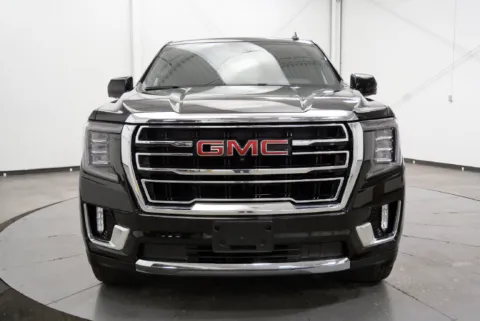 Another view of 2023 GMC Yukon XL SLT for sale in Chillicothe, OH at Chillicothe Truck