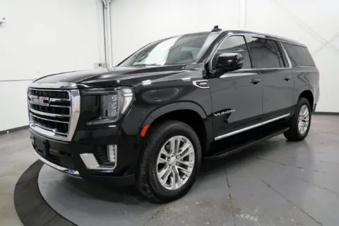 More photos of 2023 GMC Yukon XL SLT at Chillicothe Truck, OH