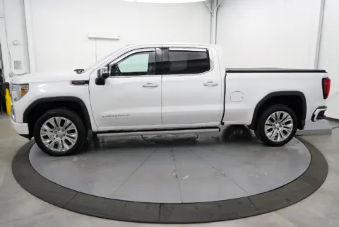 More photos of 2022 GMC Sierra 1500 Limited Denali at Chillicothe Truck, OH