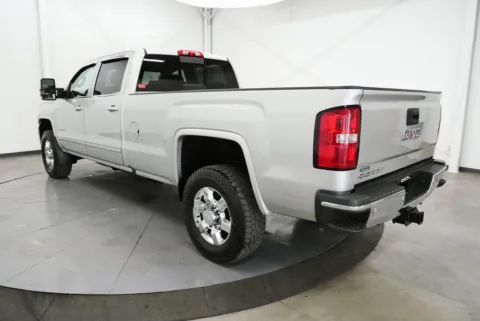 More photos of 2019 GMC Sierra 3500HD SLT at Chillicothe Truck, OH