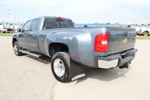 More photos of 2012 Chevrolet Silverado 3500HD LTZ at Chillicothe Truck, OH