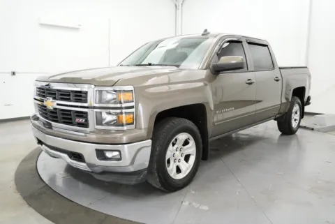 Another view of 2015 Chevrolet Silverado 1500 LT for sale in Chillicothe, OH at Chillicothe Truck