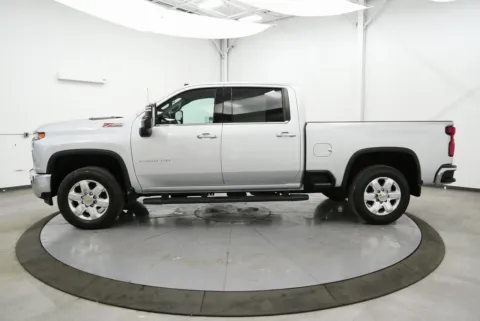 More photos of 2021 Chevrolet Silverado 2500HD LTZ at Chillicothe Truck, OH