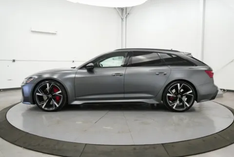 More photos of 2022 Audi RS 6 4.2 at Chillicothe Truck, OH