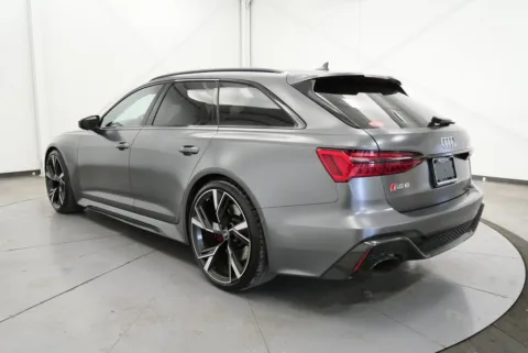 More photos of 2022 Audi RS 6 4.2 at Chillicothe Truck, OH