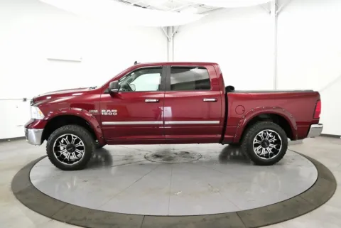 More photos of 2016 Ram 1500 Big Horn at Chillicothe Truck, OH