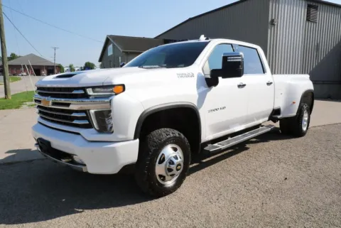 Another view of 2023 Chevrolet Silverado 3500HD High Country for sale in Chillicothe, OH at Chillicothe Truck