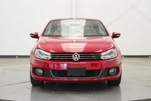 Photos of 2013 Volkswagen Eos Komfort Edition for sale in Chillicothe, OH at Chillicothe Truck
