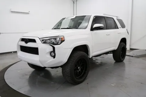 Another view of 2017 Toyota 4Runner SR5 for sale in Chillicothe, OH at Chillicothe Truck
