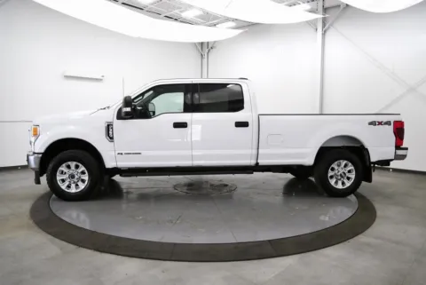 More photos of 2022 Ford F-350SD XLT at Chillicothe Truck, OH