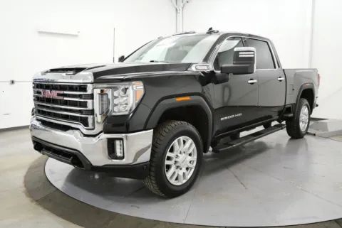 Another view of 2021 GMC Sierra 2500HD SLT for sale in Chillicothe, OH at Chillicothe Truck
