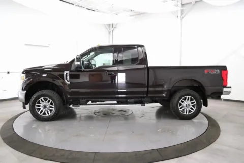 More photos of 2018 Ford F-350SD Lariat at Chillicothe Truck, OH