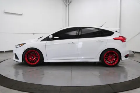 More photos of 2017 Ford Focus ST at Chillicothe Truck, OH