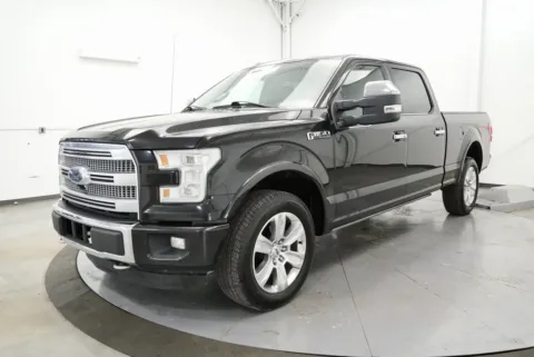 Another view of 2015 Ford F-150 Platinum for sale in Chillicothe, OH at Chillicothe Truck