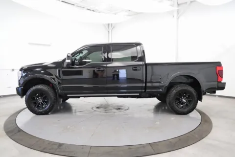 More photos of 2021 Ford F-250SD Lariat at Chillicothe Truck, OH