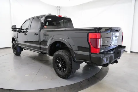 More photos of 2021 Ford F-250SD Lariat at Chillicothe Truck, OH