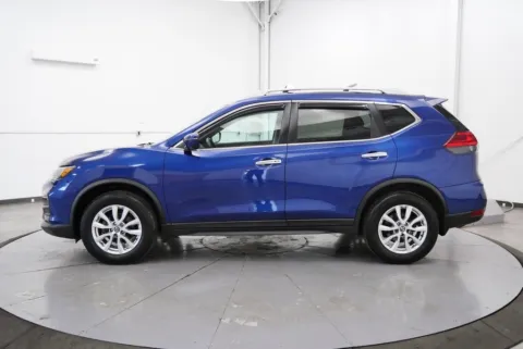 More photos of 2017 Nissan Rogue SV at Chillicothe Truck, OH