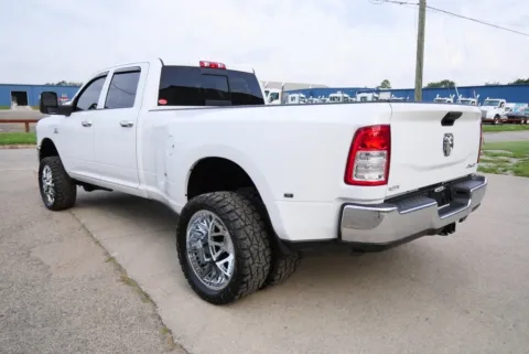 More photos of 2024 Ram 3500 Tradesman at Chillicothe Truck, OH