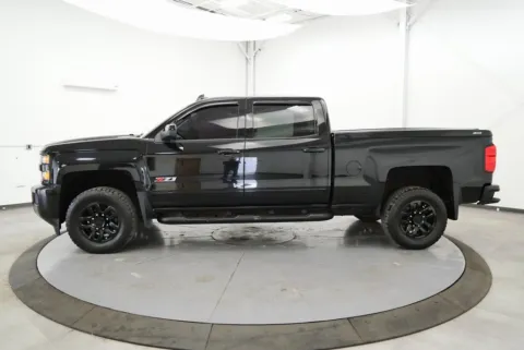 More photos of 2017 Chevrolet Silverado 2500HD LT at Chillicothe Truck, OH