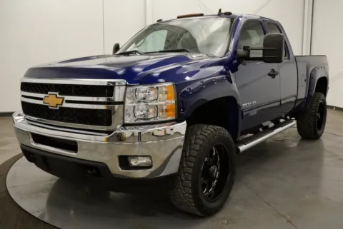 Another view of 2013 Chevrolet Silverado 2500HD LT for sale in Chillicothe, OH at Chillicothe Truck