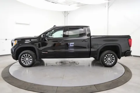 More photos of 2021 GMC Sierra 1500 AT4 at Chillicothe Truck, OH